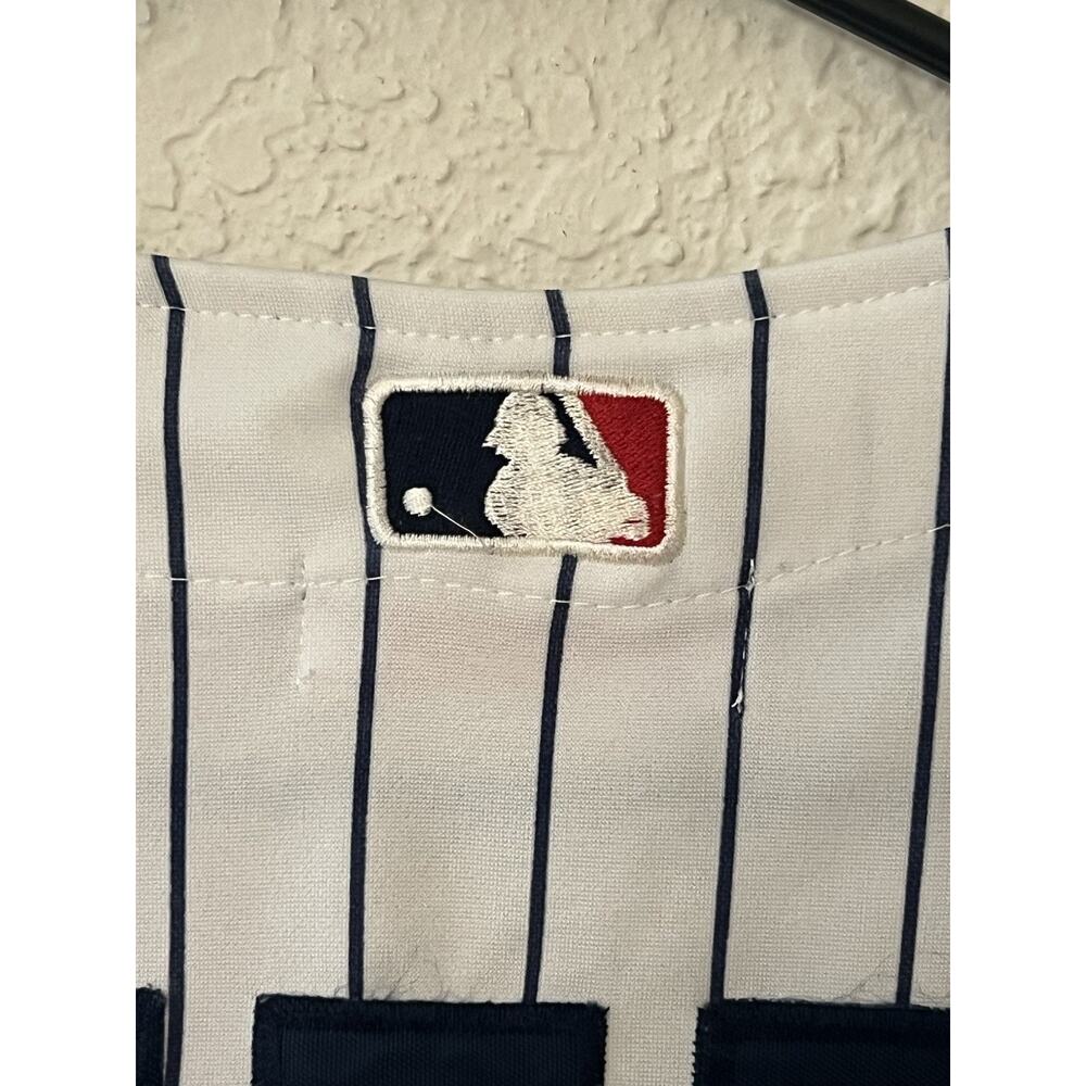 Mitchell’s & Ness New York Yankees Derek Jeter Stripped Jersey SZ 54 PLS Read - Picture 11 of 16